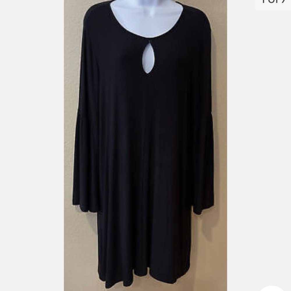 Chelsea & Theodore Black Bell Sleeve Dress, Knit, Size Large